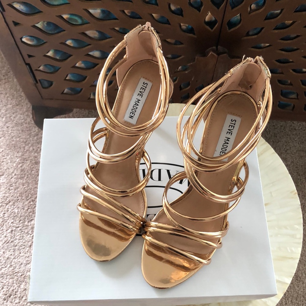Steve Madden - Picture 5 of 5